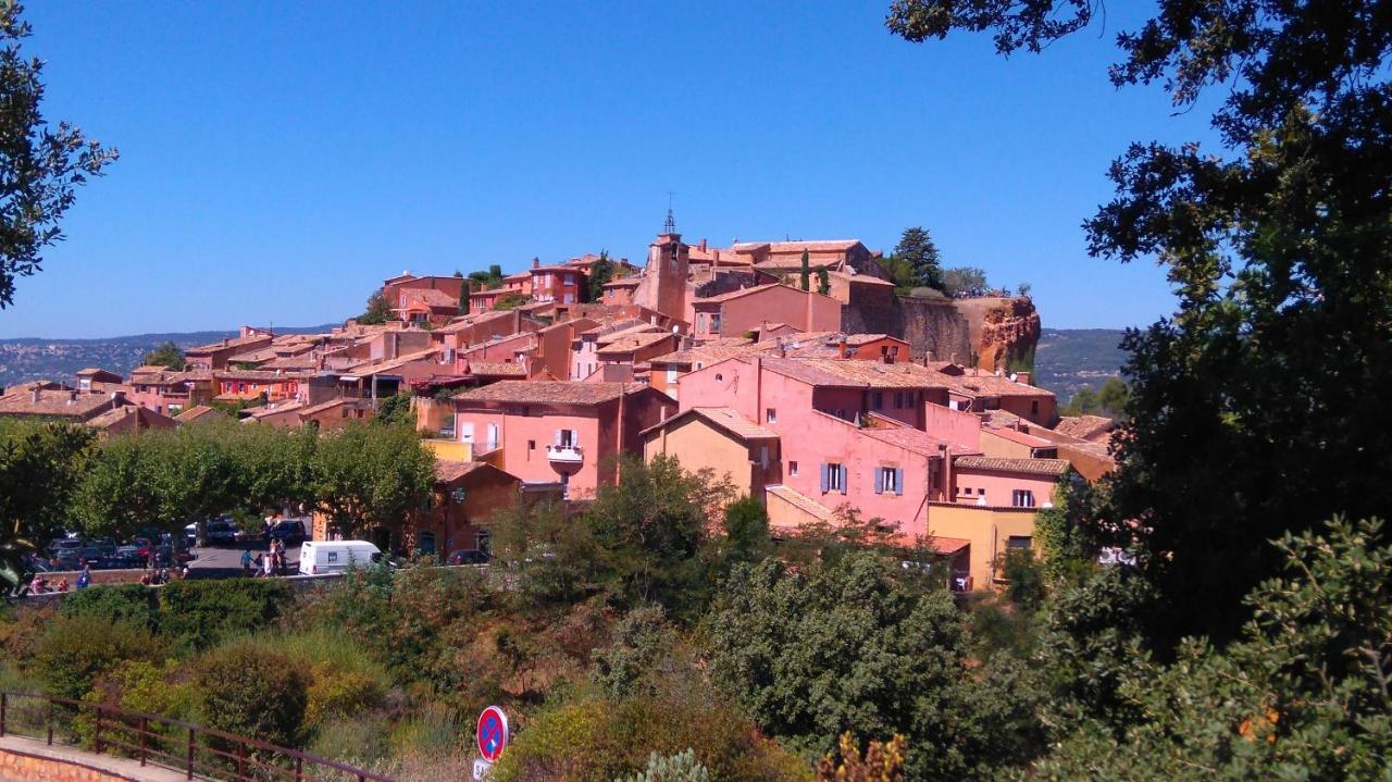 Les Vallons Holiday Home Lioux Eksteriør billede