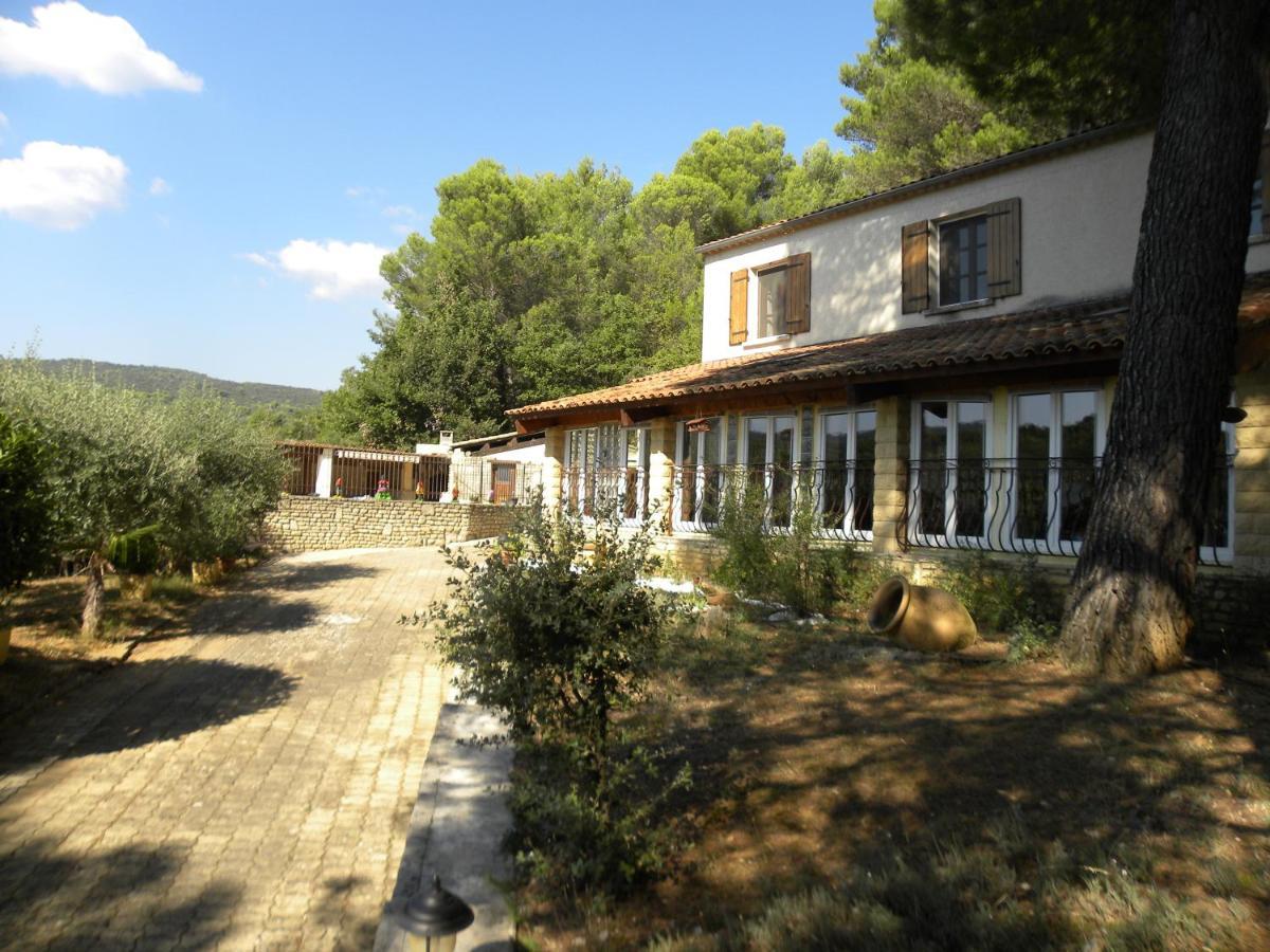 Les Vallons Holiday Home Lioux Eksteriør billede