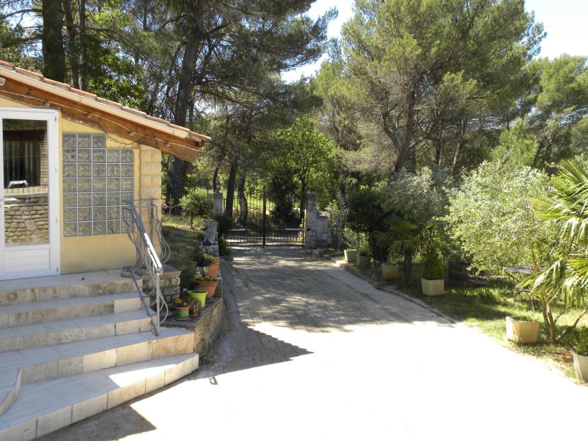 Les Vallons Holiday Home Lioux Eksteriør billede