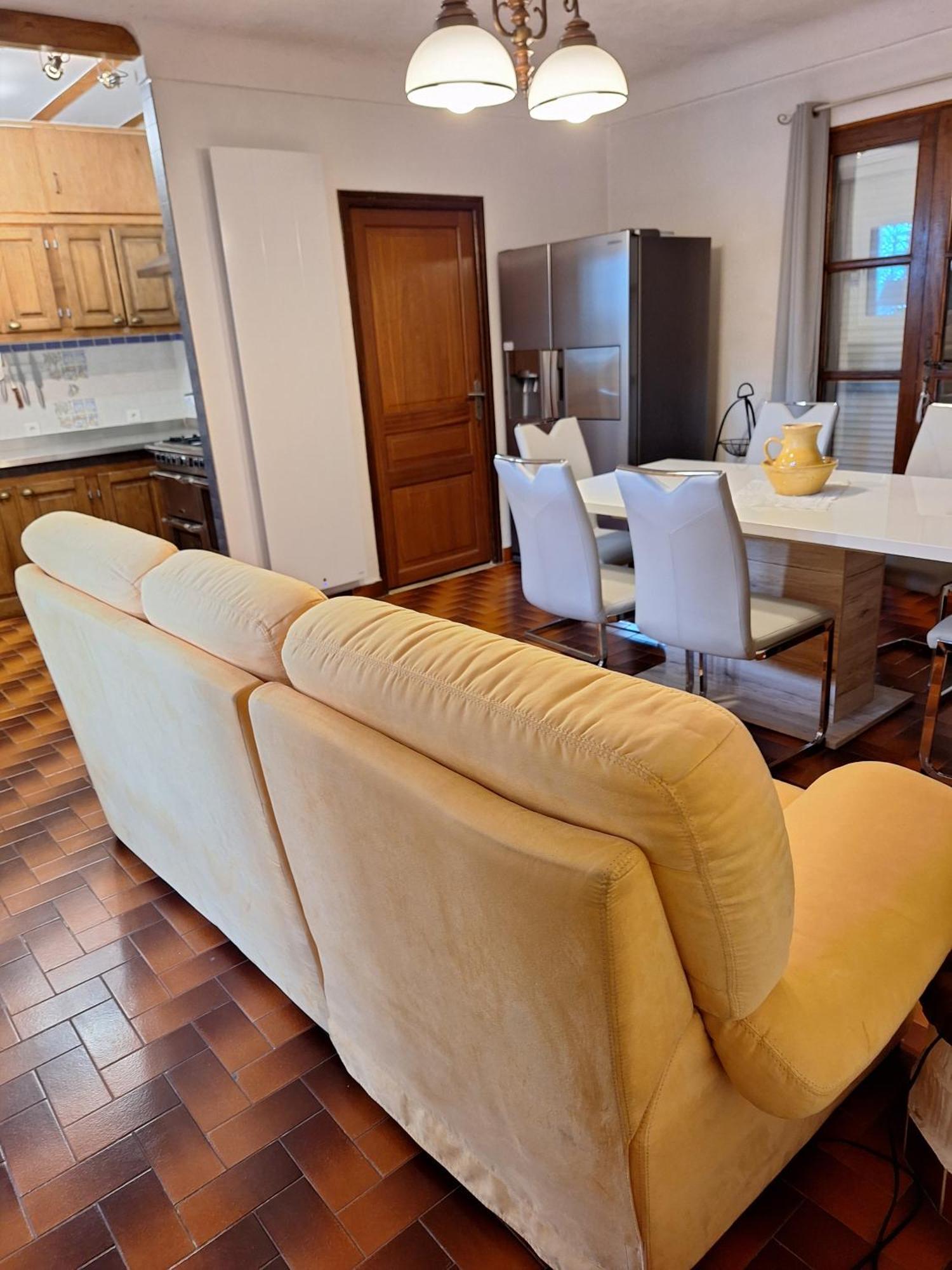 Les Vallons Holiday Home Lioux Eksteriør billede